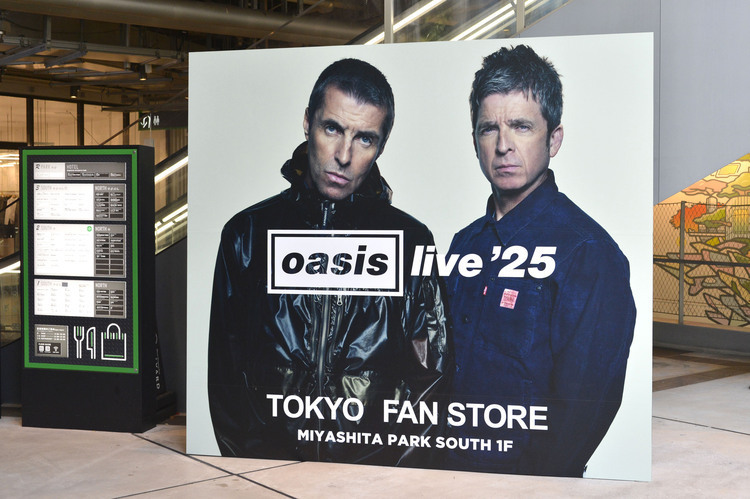 日本初のオアシス公式ポップアップショップ「Oasis Live '25 Tokyo Fan