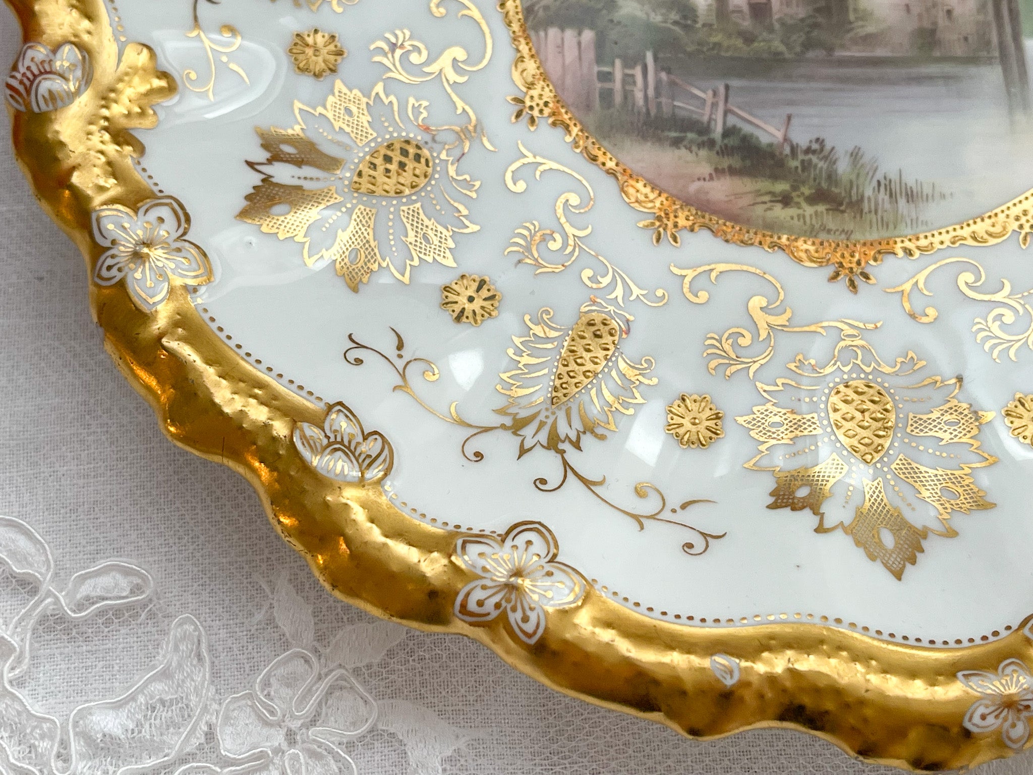 コールポート 金彩と風景画が美しいキャビネットプレート – Rose Antiques