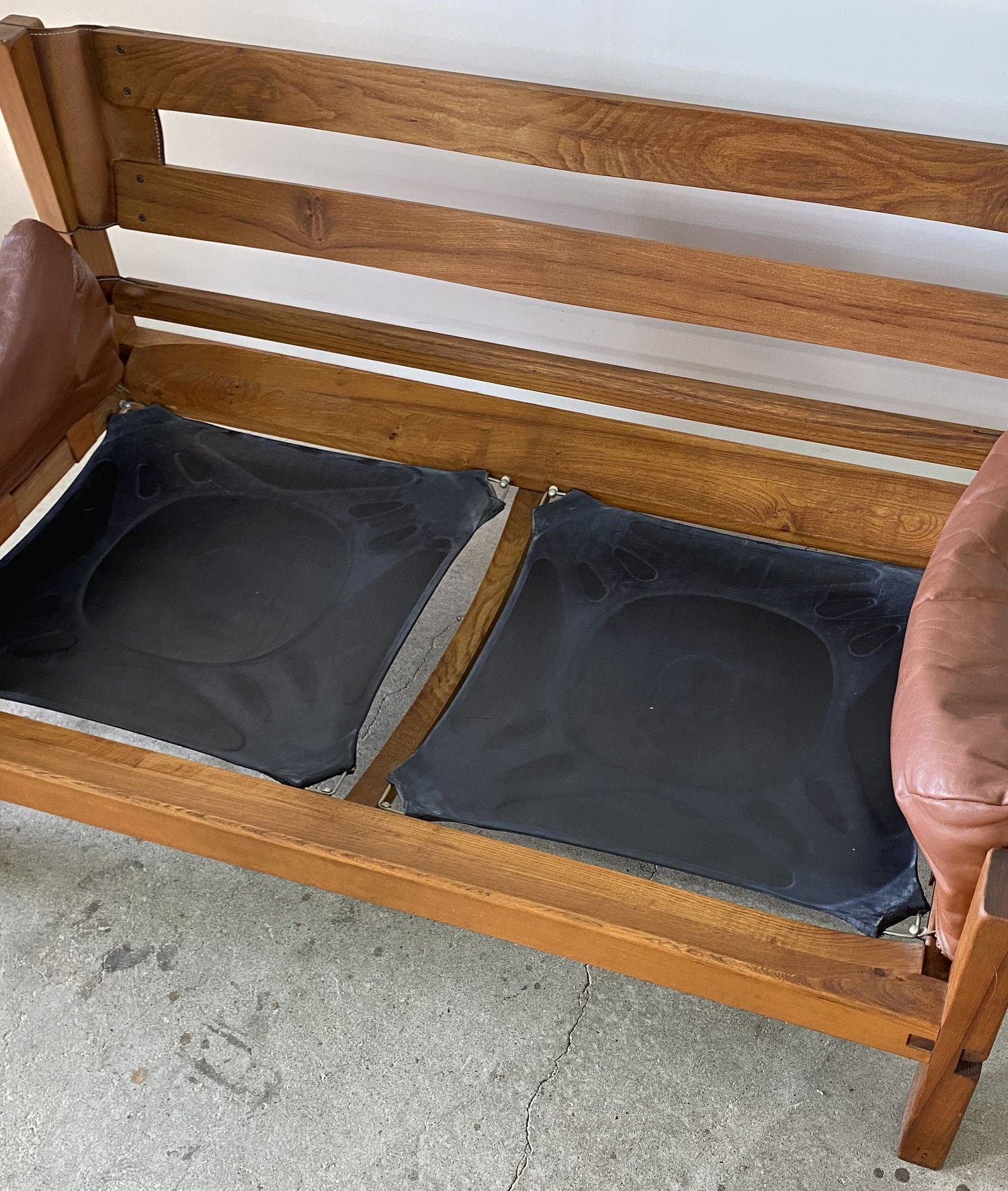 Pierre Chapo S22 lounge sofa – Round trip Antiques