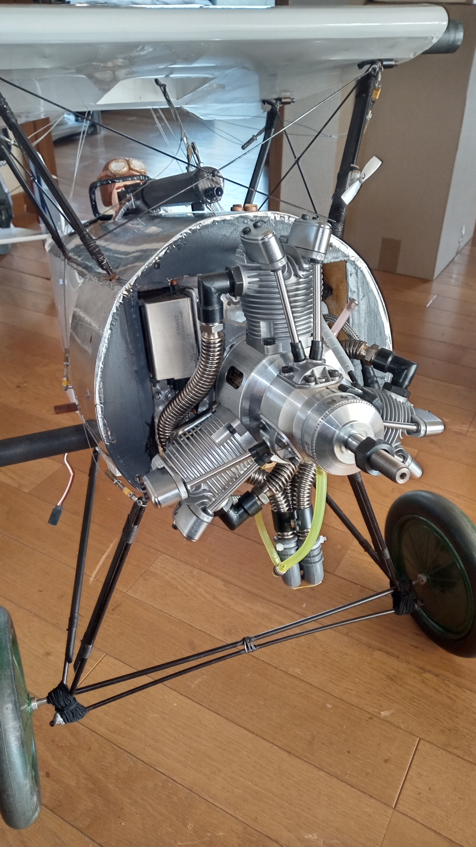 SAITO 4ストロークエンジンと飛行機の掲示板