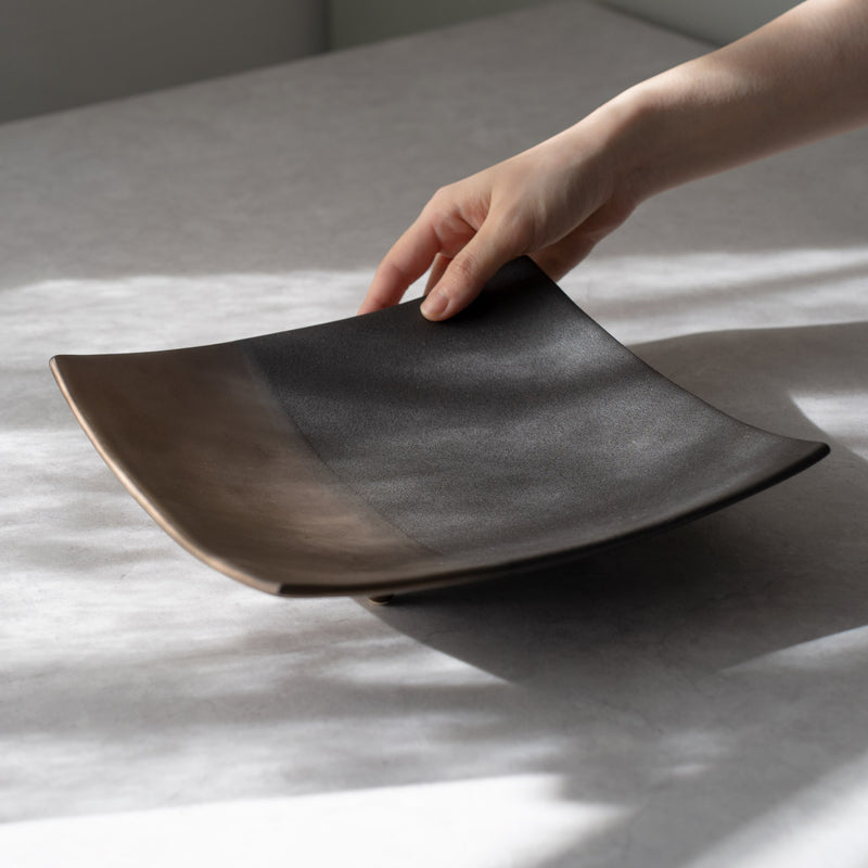 奏（sou） スクエアプレート26cm（ゴールド/ブラック） – 皿・プレート