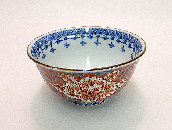 京焼・清水焼 加藤雲泉（雲泉窯） 赤彩牡丹飯茶碗 – SEIKADO