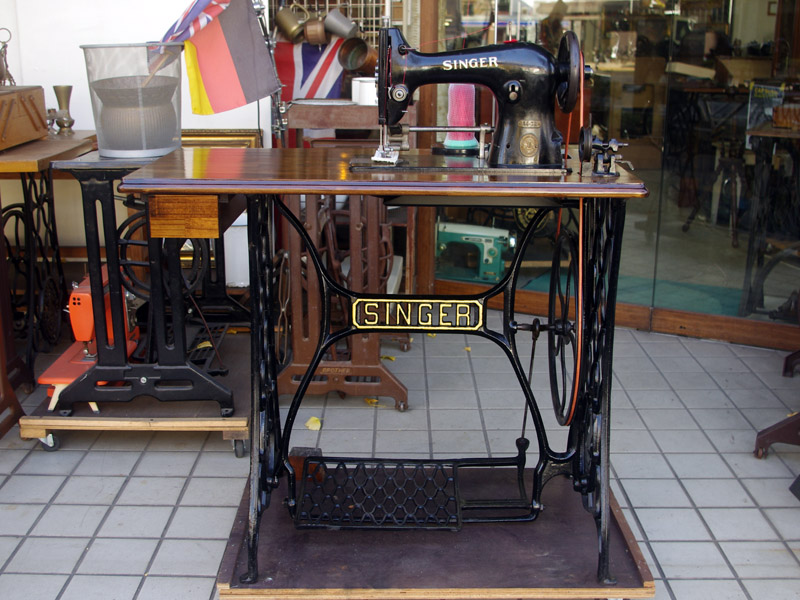 No.425 SINGER 44-72 シンガー製 上下送り 工業用足踏みミシン