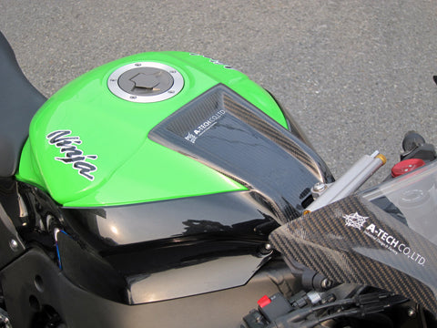 ZX-10R タンクフロントプレート – A-TECH Online Shop