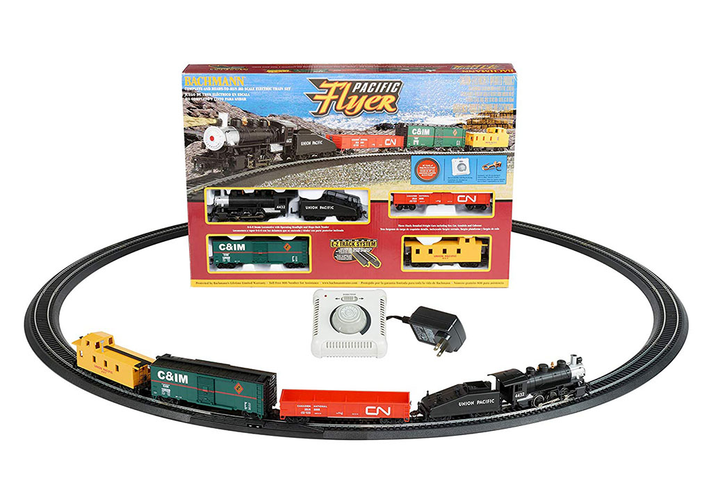 Pacific Flyer [00692] - $229.00 : Bachmann Trains Online Store