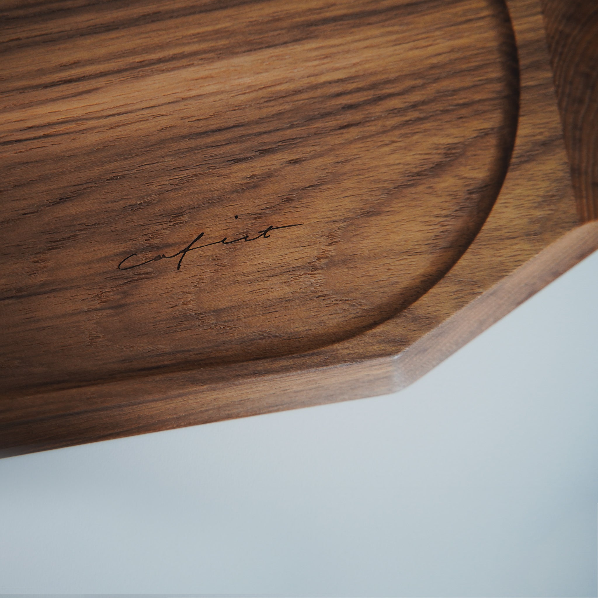 チークのトレイ – CAFICT