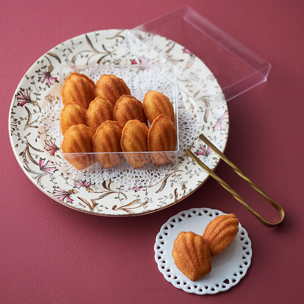 プチマドレーヌ 12個: スイーツ・洋菓子 | スイーツ・グルメ・ギフトの