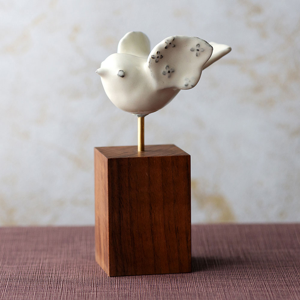 三原嘉子さんの鳥のオブジェ(小): インテリア・ライフスタイル