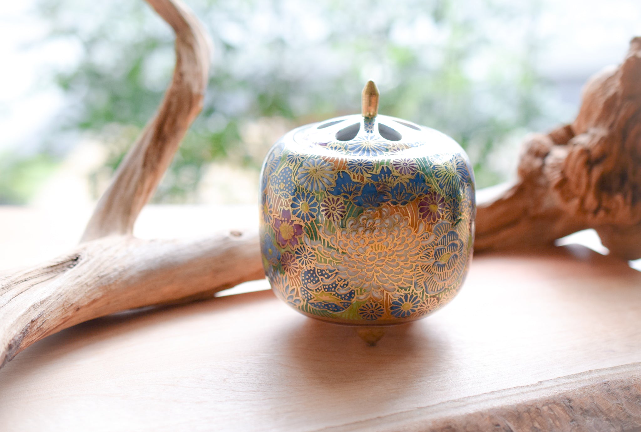 3.5号香炉 金花詰 – Juttoku.