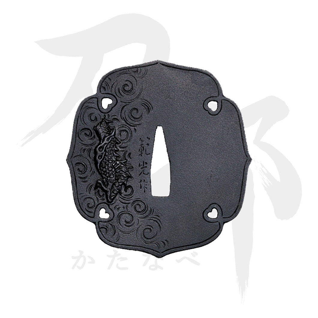 鉄地 雲龍図太刀鍔｜現代物金具の販売 刀部 かたなべ – 刀部オンライン