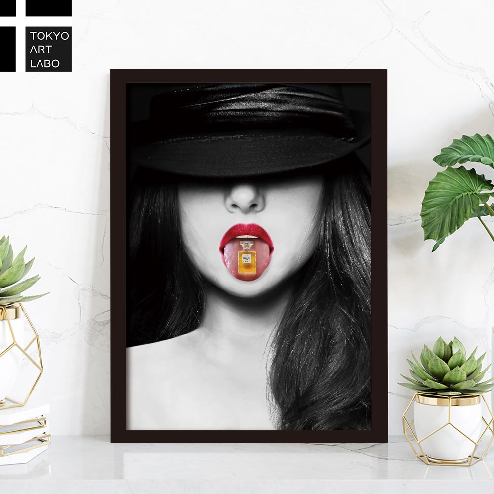 楽天市場】【マラソン限定クーポン】 perfume 香水アートパネル 額入り