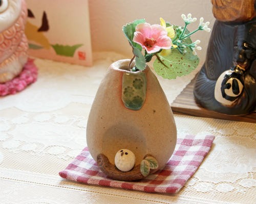 信楽焼 一輪挿し 白 ふくろう 葉乗り フクロウ 小さい 花瓶 陶器