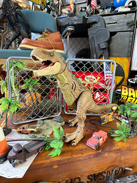 マテル 映画 ジュラシックワールド ダメージTレックス アクション