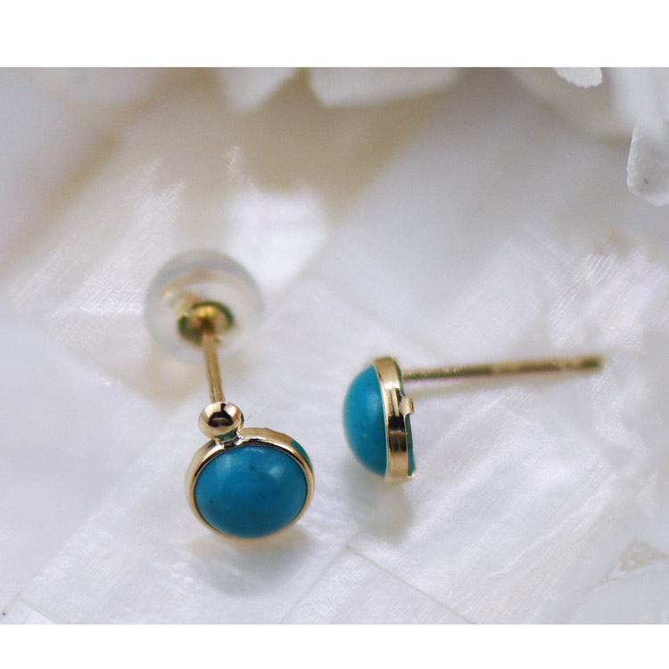 K18 ピアス ターコイズ トルコ石 一粒 スタッドピアス 覆輪留め