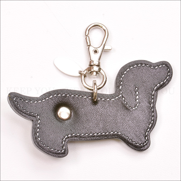 ダックスフンド チャーム 犬 牛本革 スワロフスキー付き Happy 全5色