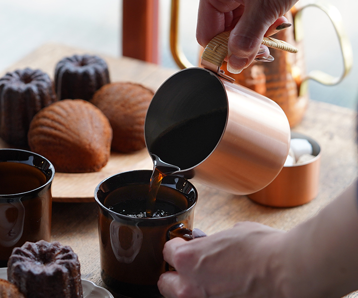 高岡銅器・漆器の雅覧堂