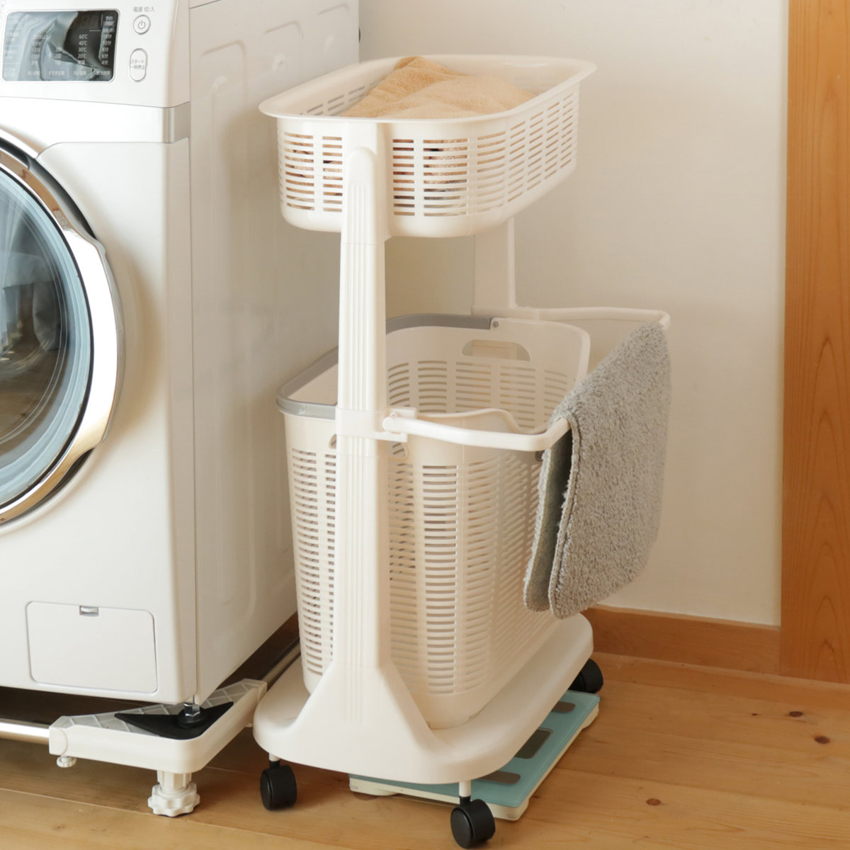 サンコープラスチック ランドリーバスケット バスマット干し付き 2段