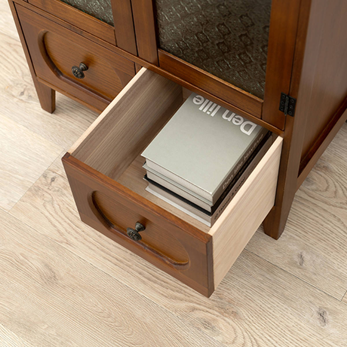 HAGiHARA（萩原） キャビネット アンティーク調 桐製 ガラス扉 幅60cm