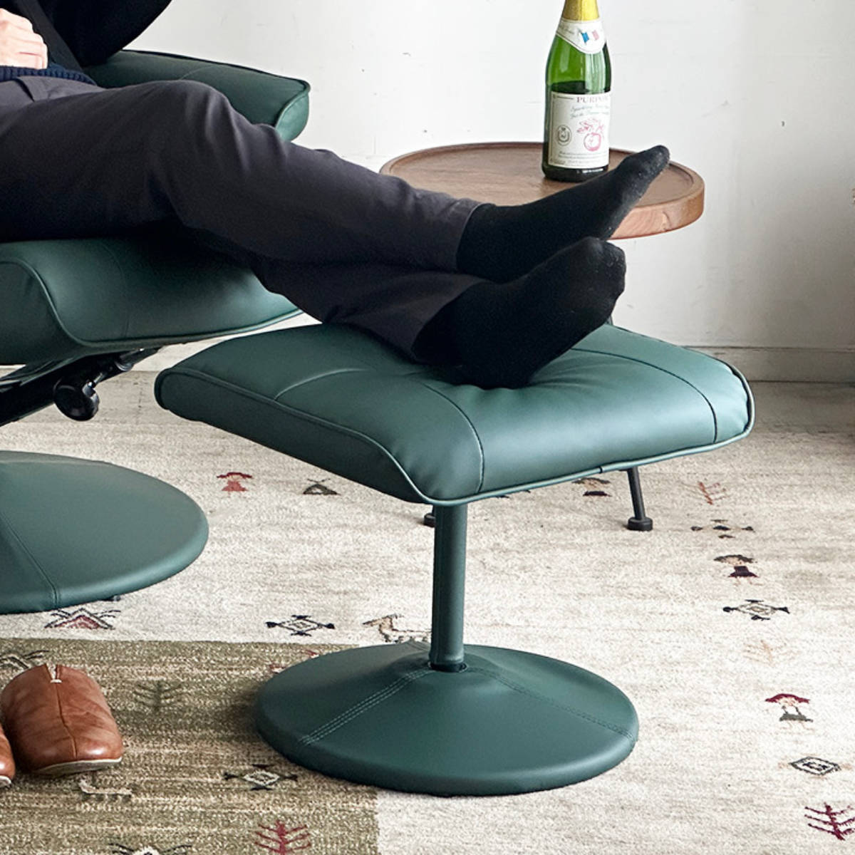 東馬（Tohma） ソファ 1人掛け 幅76cm オットマン付 パーソナルチェア