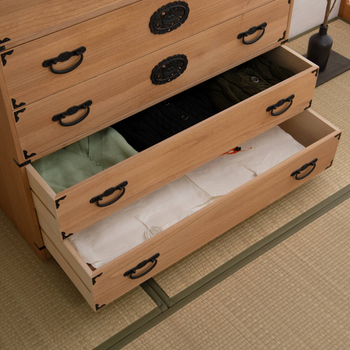 桐 民芸箪笥 幅100cm 5段 水性塗装 積み重ね 室町 （ たんす 収納