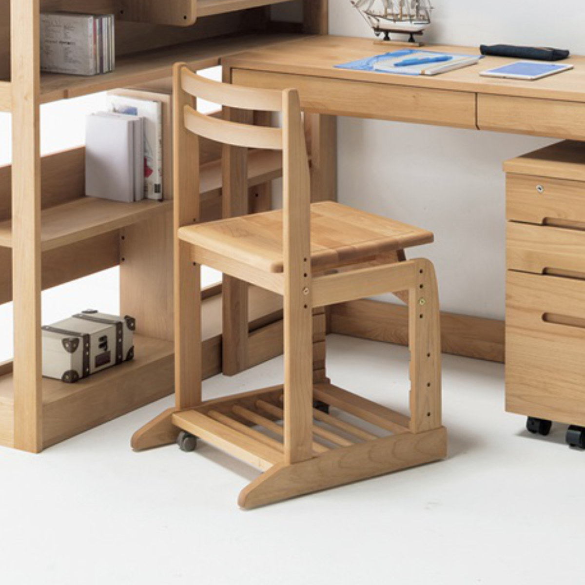 堀田木工所 学習椅子 勉強椅子 板座タイプ リビングダイニング学習