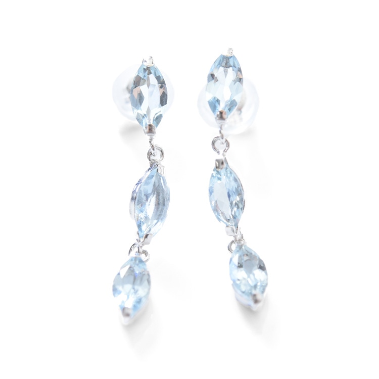 アクアマリン ピアス 3連 揺れる 18K ホワイト ゴールド 華奢 シンプル