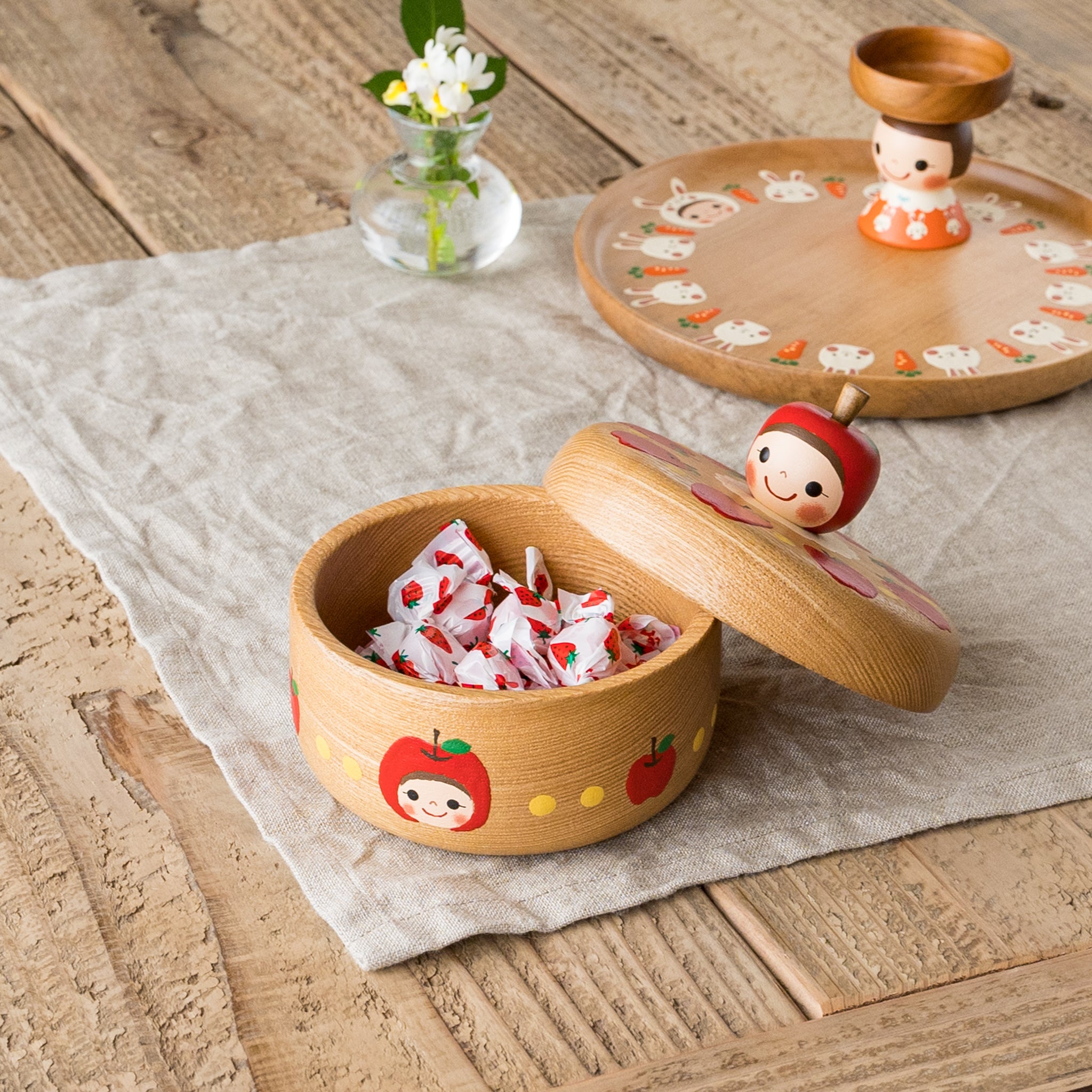木絵雑貨 菓子器 りんご｜作家もののうつわ通販 四季折折 – 四季折折