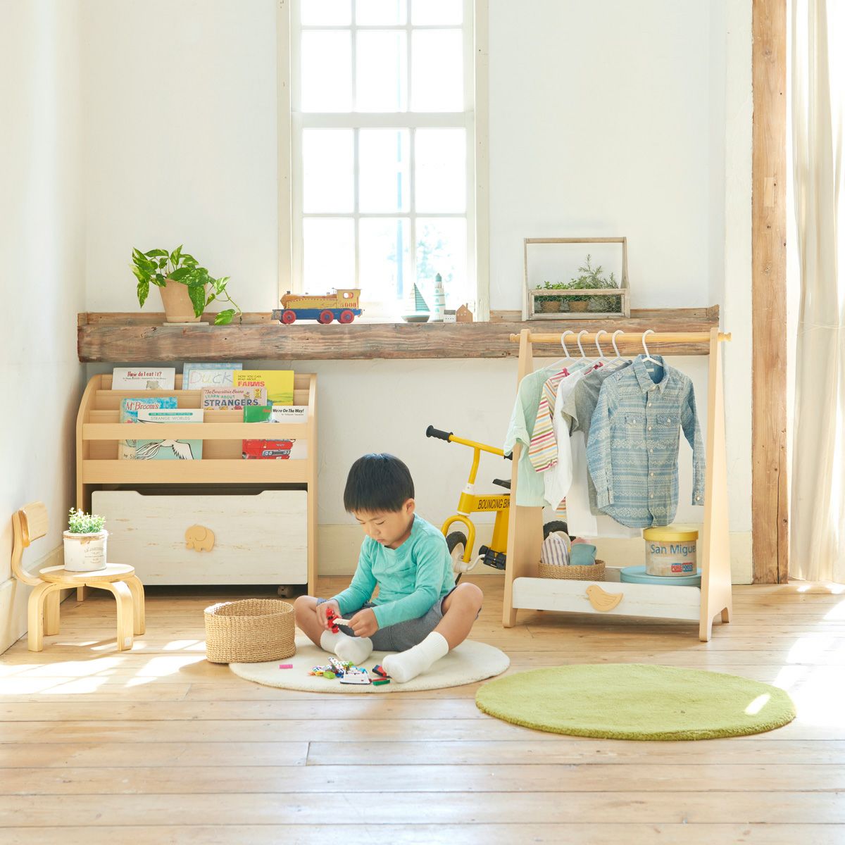 ハンガーラック キッズ 幅64cm 高さ84cm ナチュラルブラウン ホワイト