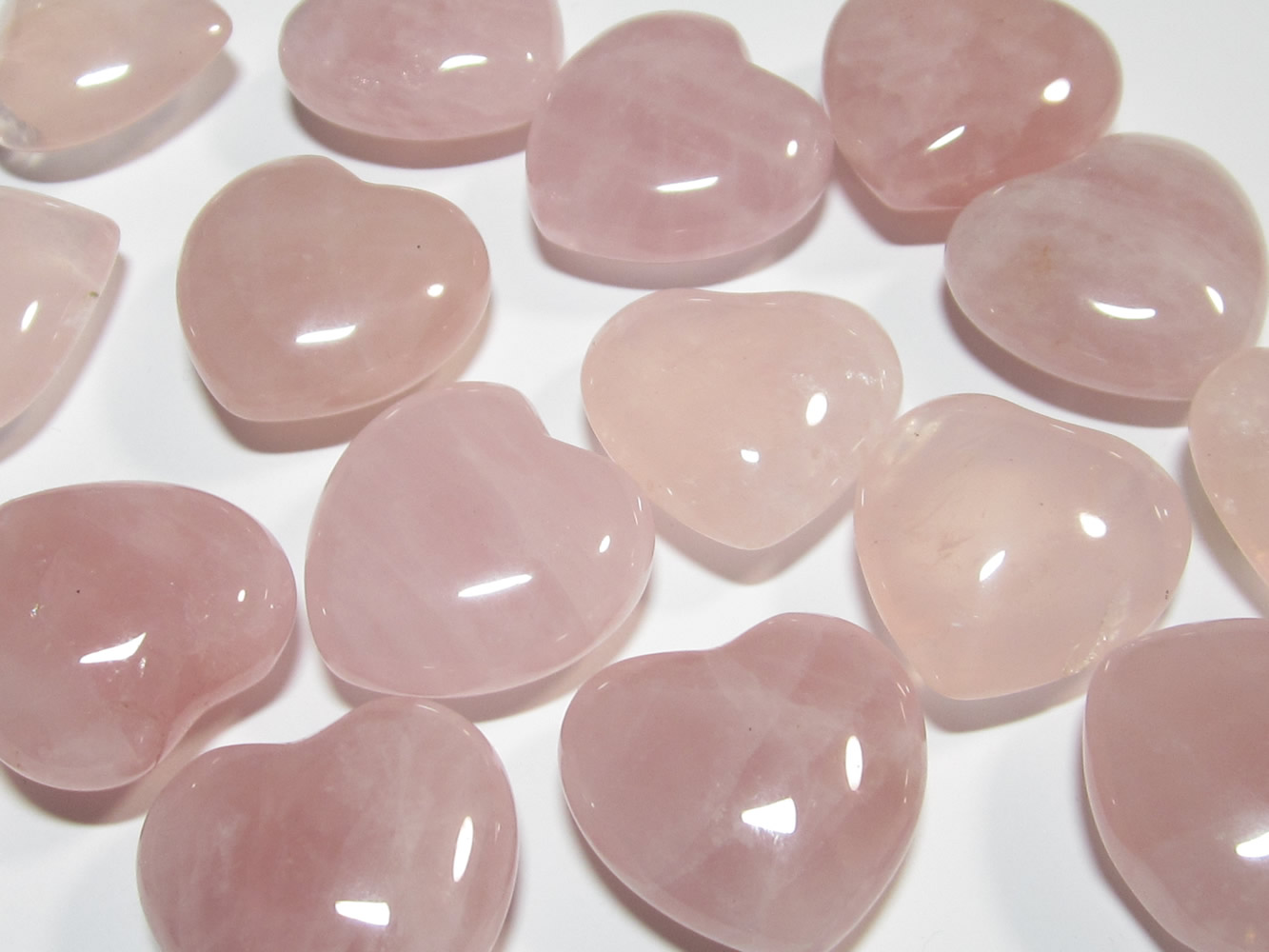 愛の石 ローズクォーツハート／恋愛運・結婚運アップに