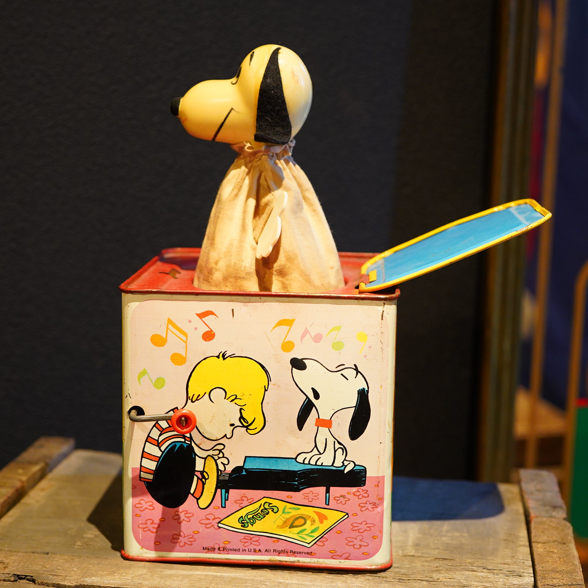 1960's Snoopy MATTEL社 Snoopy in the music box – SK OLDIES