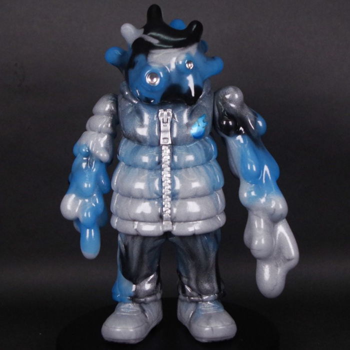 GYAROMIの「オイドシリーズ」がギャラリー＆ショップ・墓場の画廊を