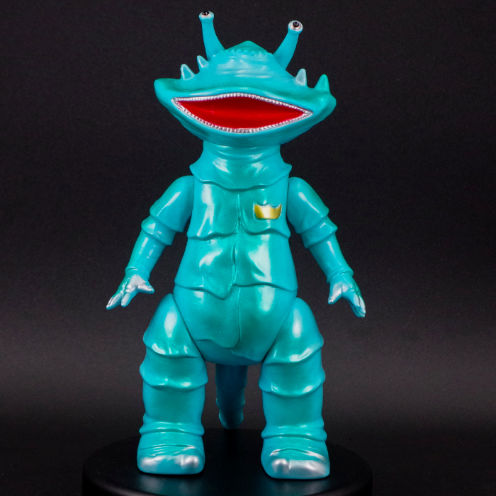 ブルマァク製「カネゴン」の「昭和レトロカラー」が2025年11月13日12時