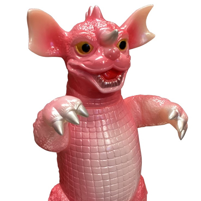 マルサンの「450シリーズ」の「バラゴン（SAKURAカラー）」出現