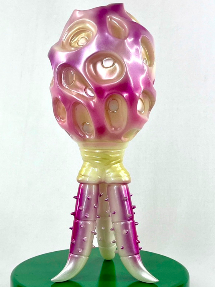 M1号 × 鵜川薫氏の「蓄光版チブル星人」Tシャツセット発売中！ | sofvi