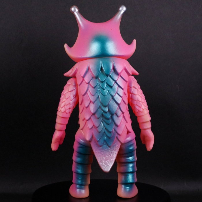 ブルマァクの「ギロ星獣」がピンクになって新登場！ | sofvi.tokyo