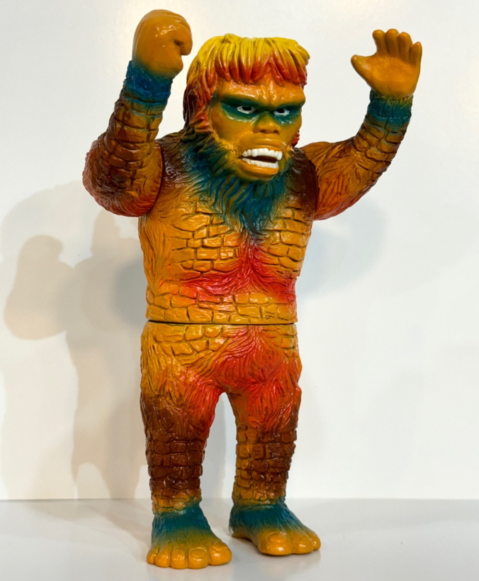 ホビーラウンド31」にシマックスの「サンダ対ガイラ 2期ダメージVer