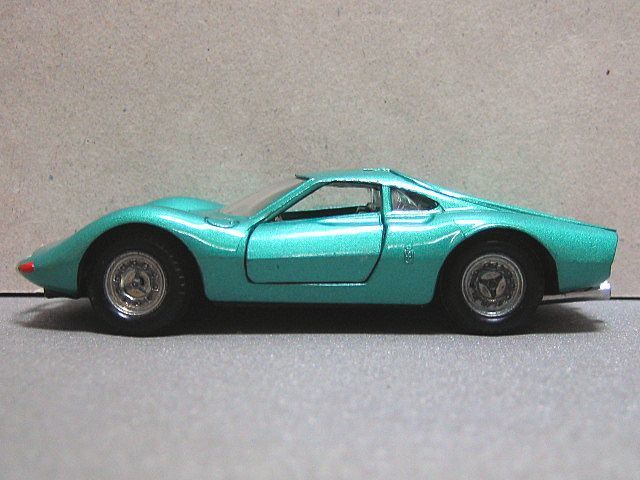 フェラーリ・ディノ・ベルリネッタ・スペチアーレ・ピニンファリナ by