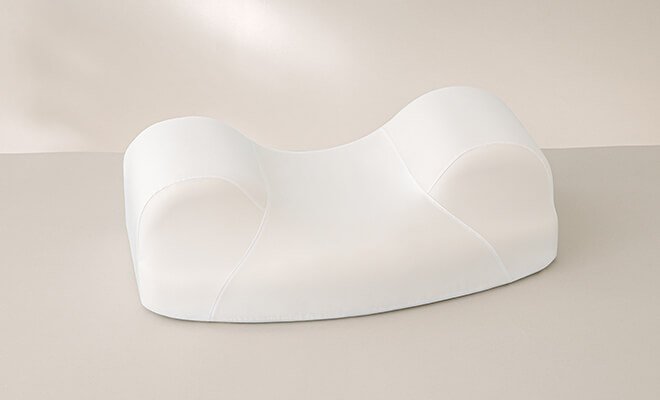 アウラトレーニング枕 ― 仰向けでの睡眠を促進します ー Sleep＆Glow