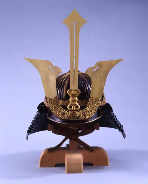 最上義光所用「三十八間総覆輪筋兜」：最上義光歴史館