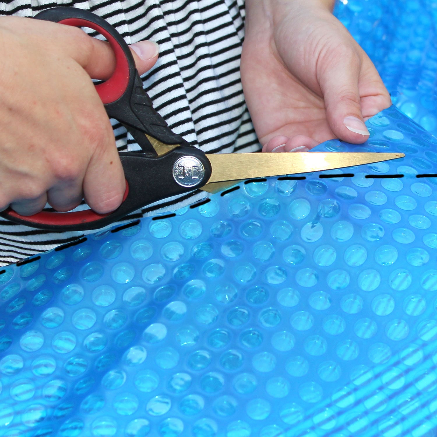 Floating Spa Blanket - Hot Tub Bubble Cover Blue 7'x7' – SpaDepot.com