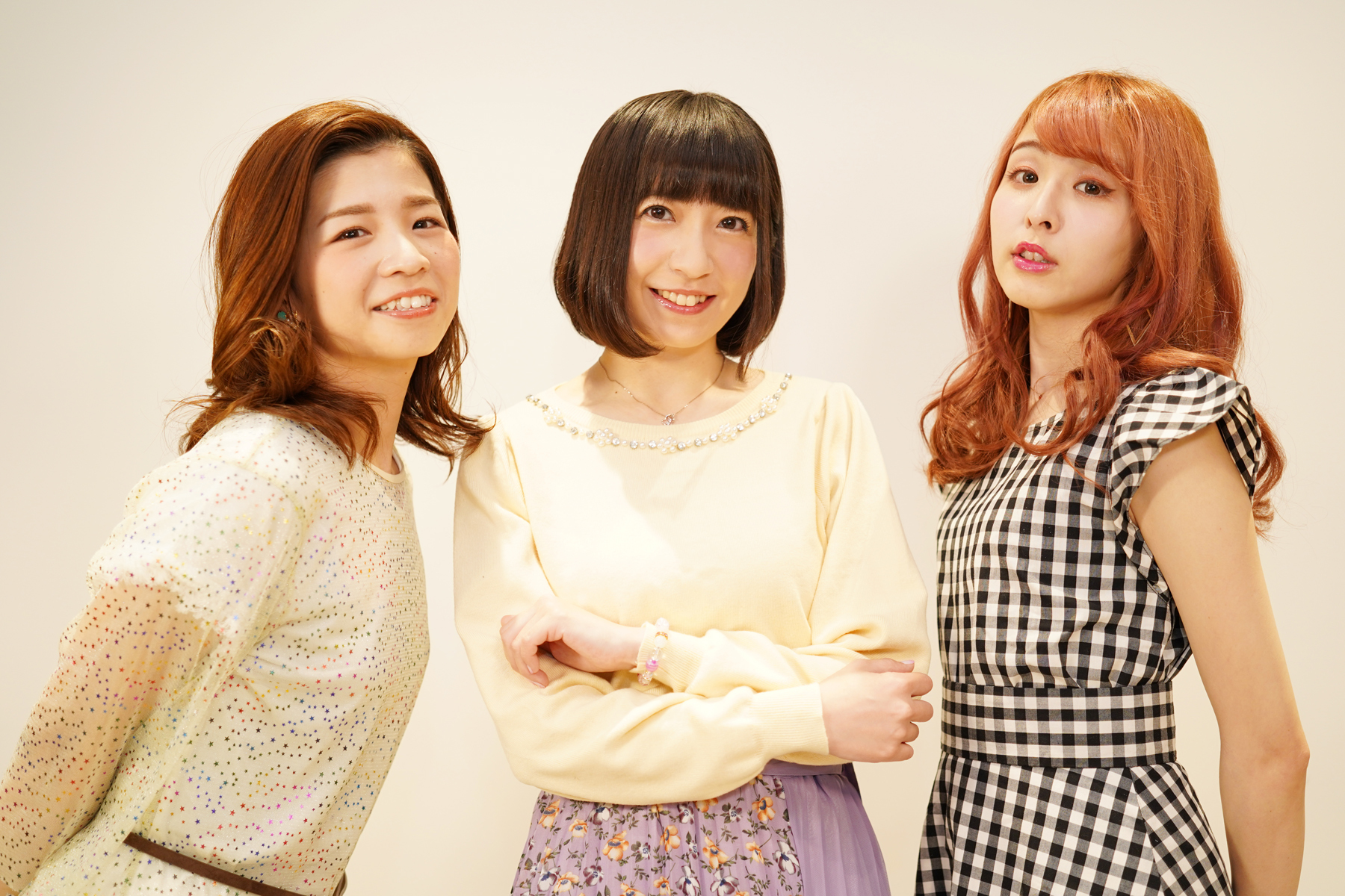 アイカツ！歌唱担当の遠藤瑠香、未来みき、そして同じく元担当の巴山萌