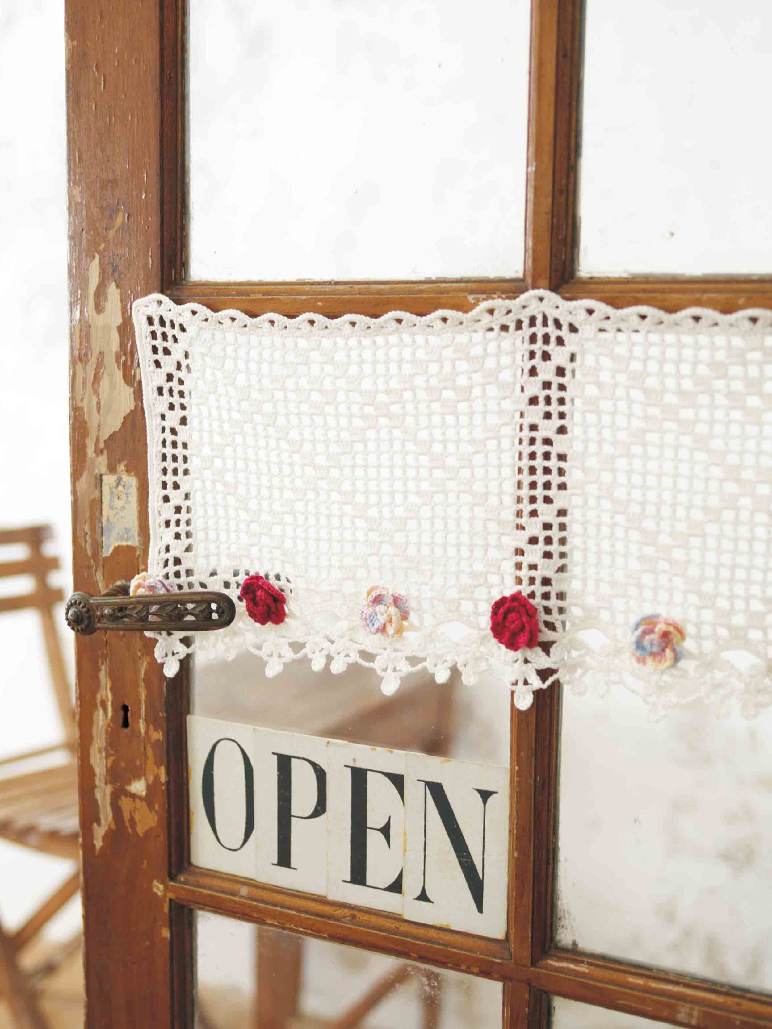 1月30日発売『完全保存リクエスト版 優美なレース編み アンティーク