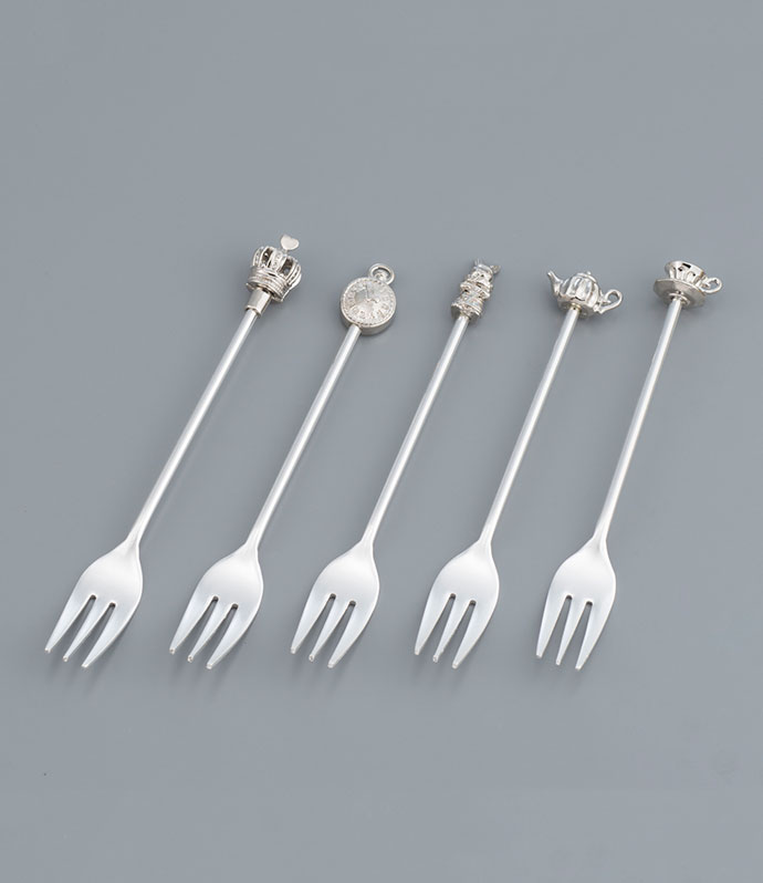 ワンダーランドケーキフォークセット - 商品 | 日本ヴォーグ社