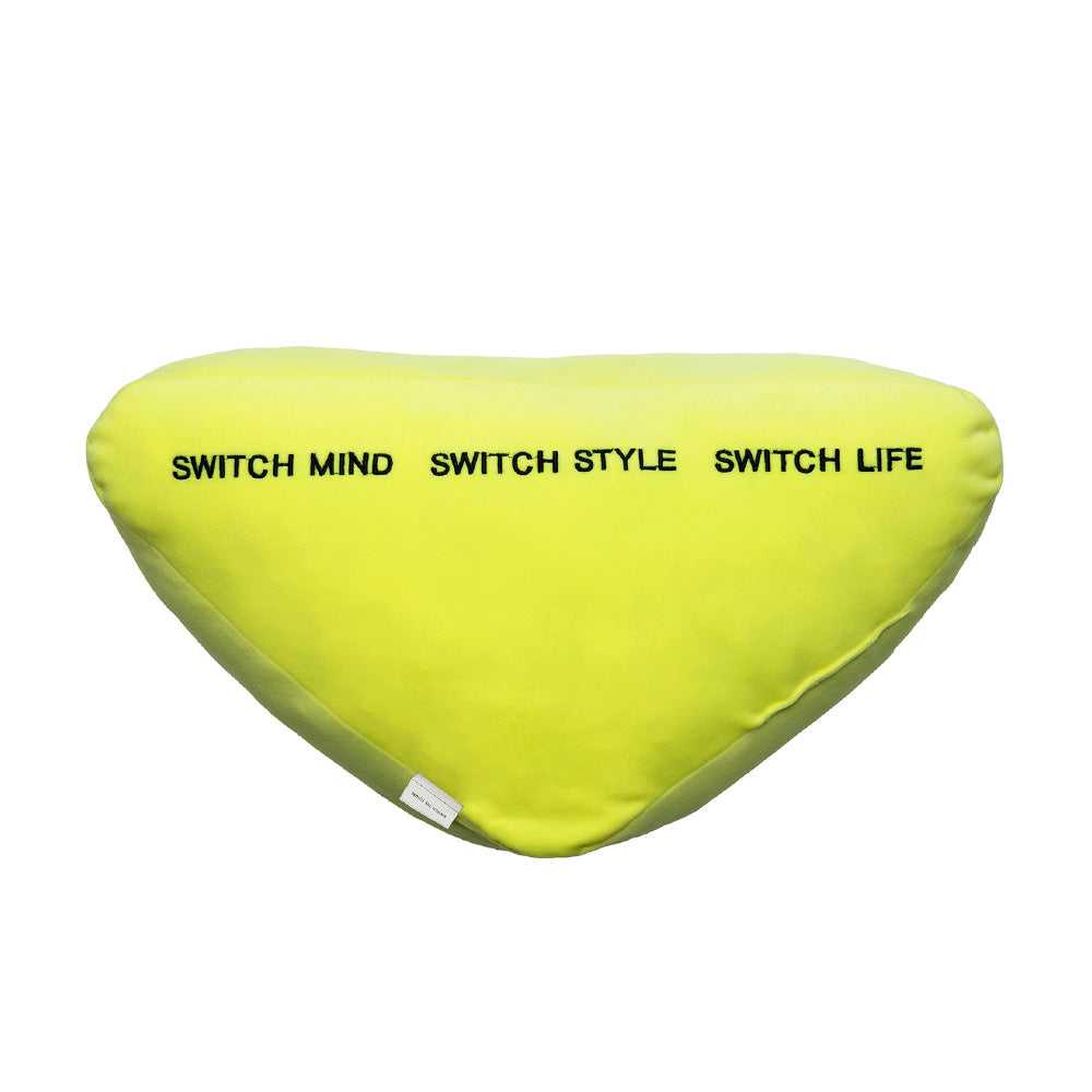 ポリエステル クッション (GRAPHT VICTORY) – GRAPHT OFFICIAL STORE