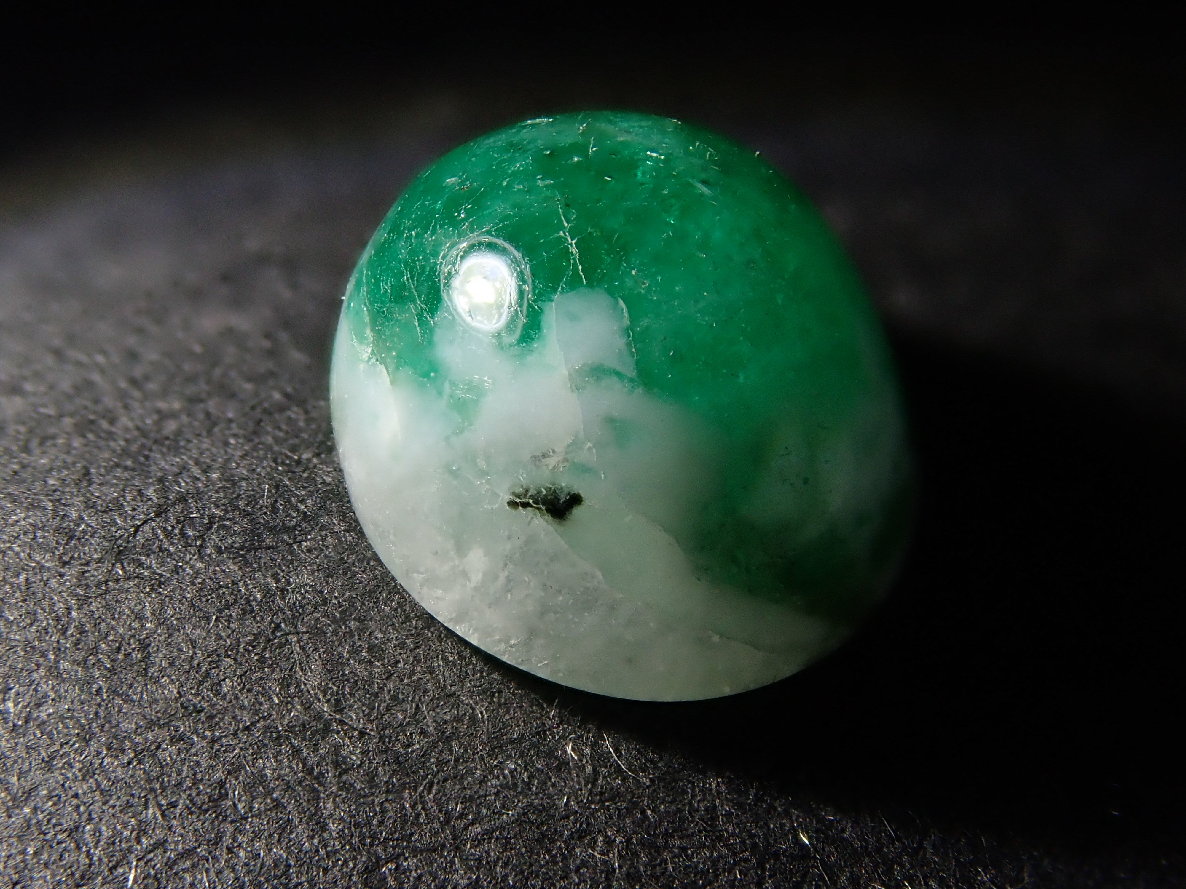 ブラジル産エメラルドインクォーツ 3.367ctルース