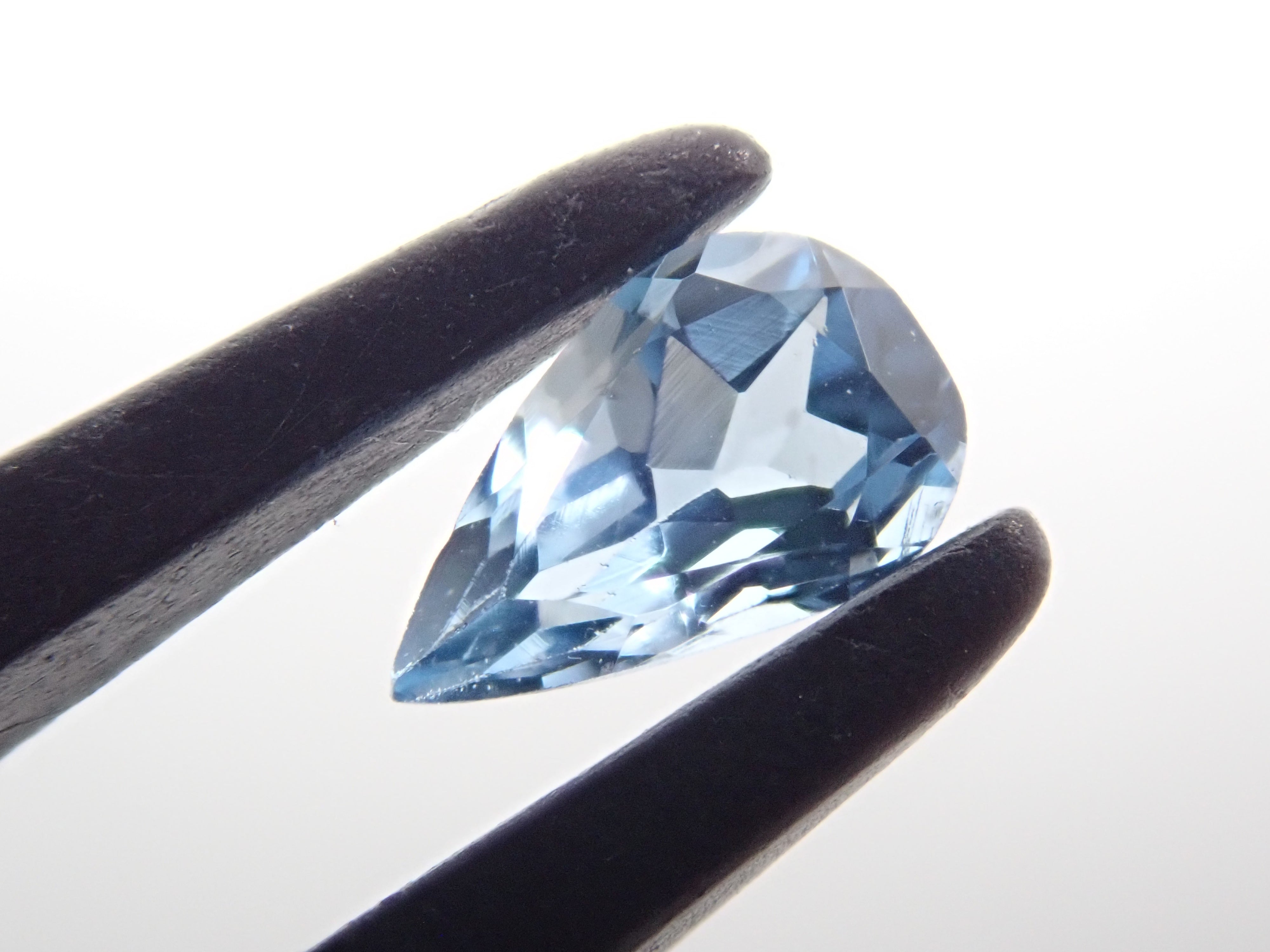 サンタマリアアクアマリン 0.189ctルース