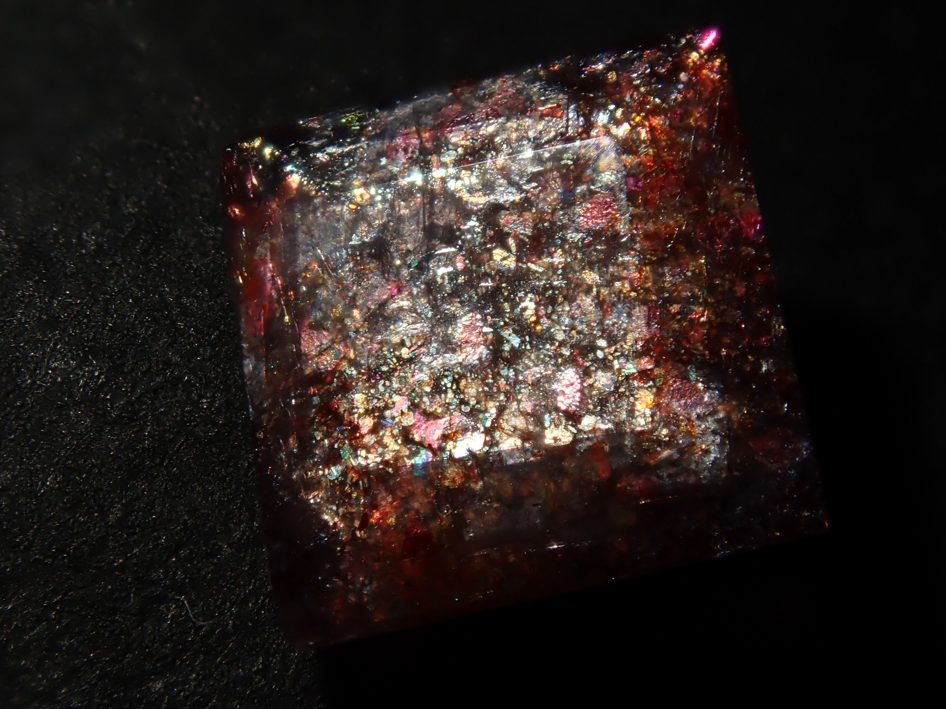 Bloodshot Iolite Sunstone - Mail order | Operated by a gemstone