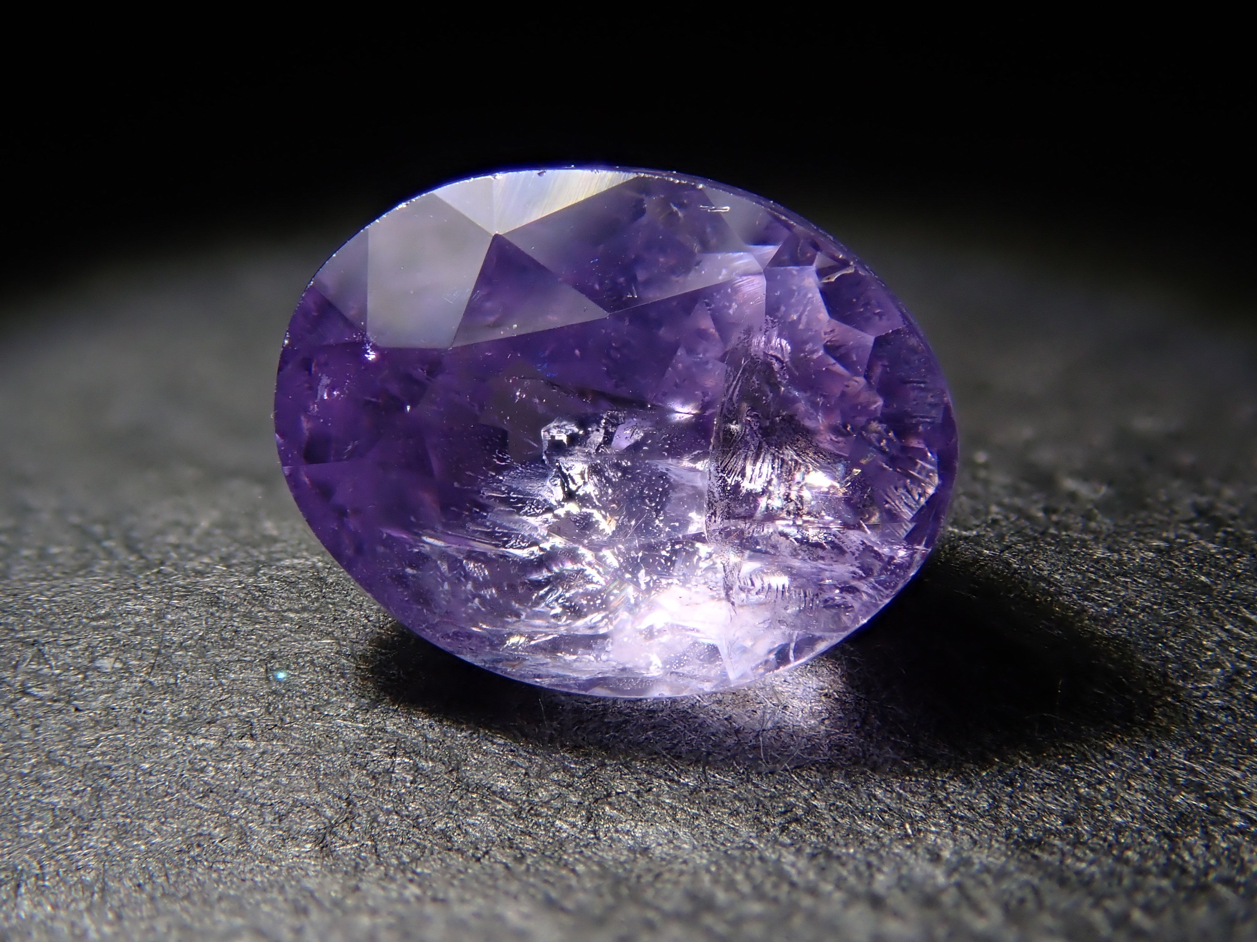 パープルアパタイト 0.993ctルース