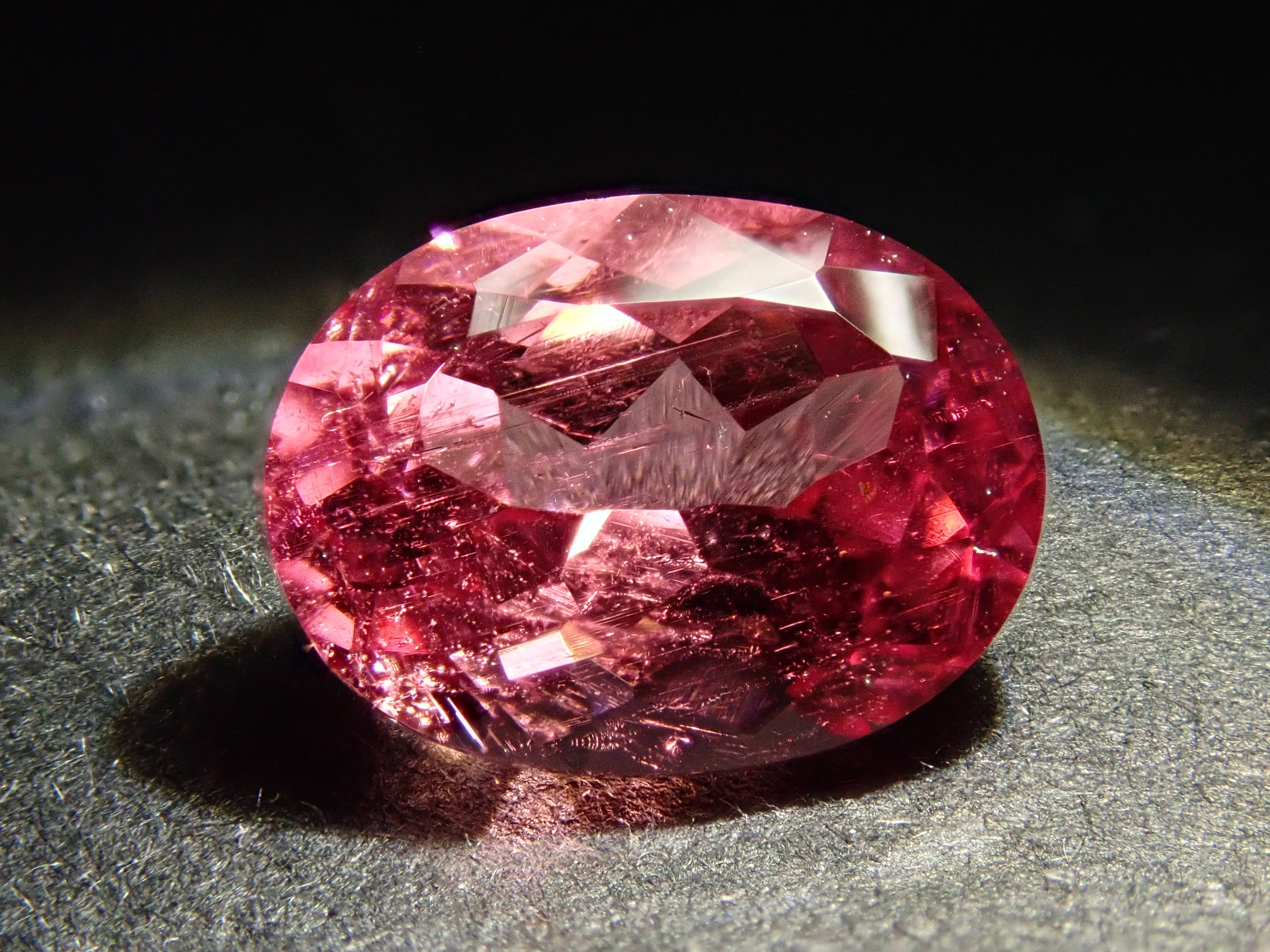 ナイジェリア産ピンクトルマリン 1.527ctルース