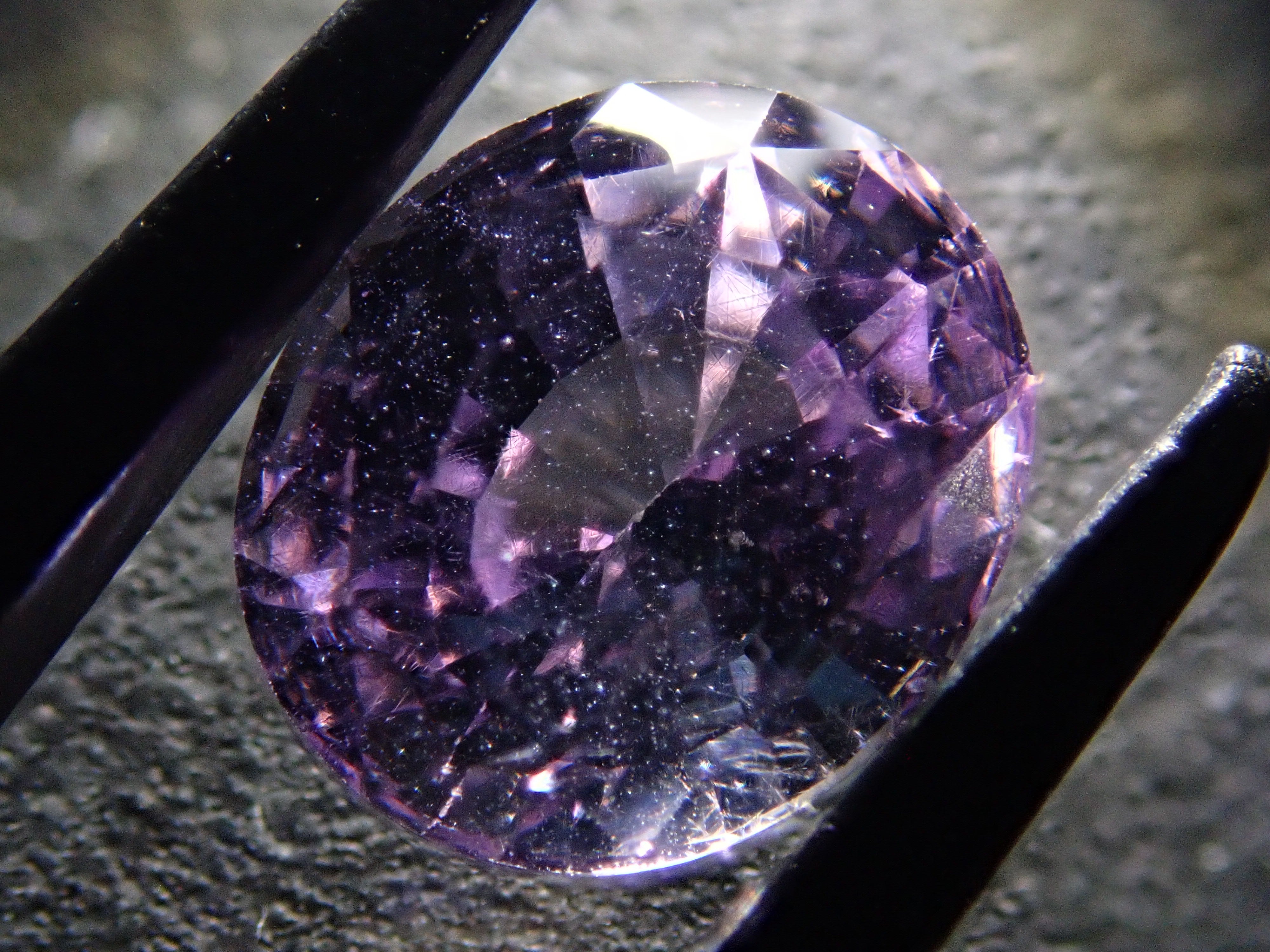 スリランカ産パープルスピネル 1.638ctルース 日独鑑
